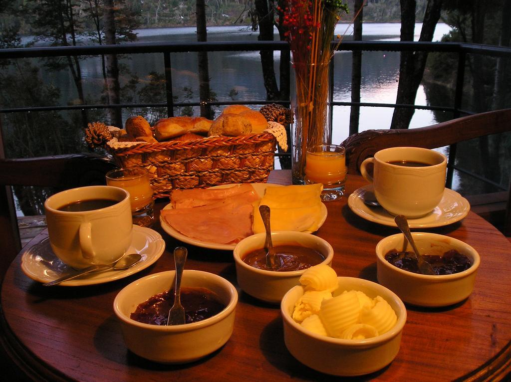 Patagonia Paraiso - Hotel Boutique On Lake Beach 维拉·拉·安古斯图拉 外观 照片