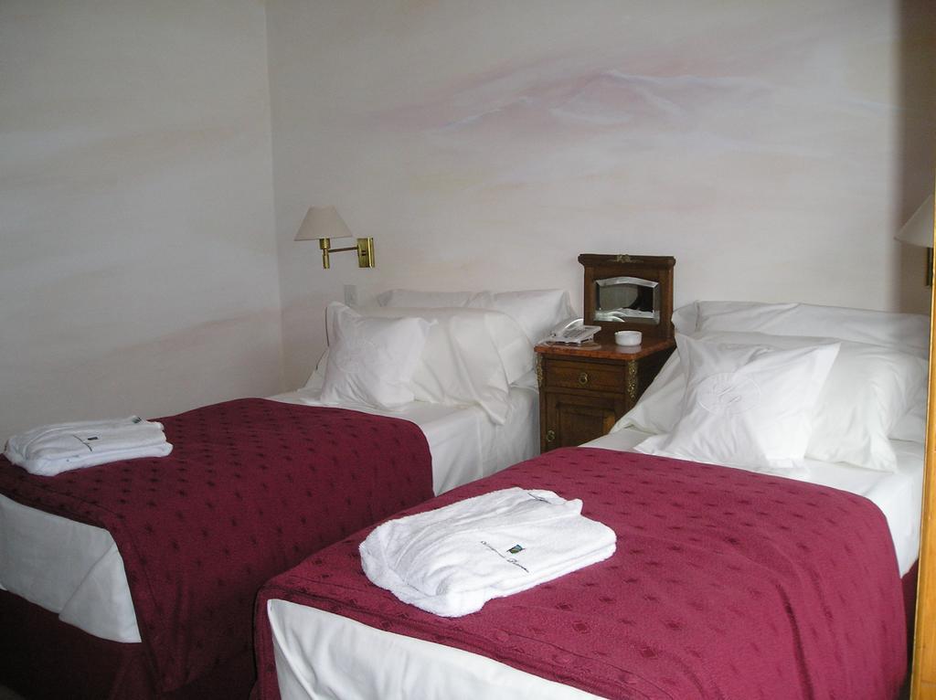 Patagonia Paraiso - Hotel Boutique On Lake Beach 维拉·拉·安古斯图拉 外观 照片